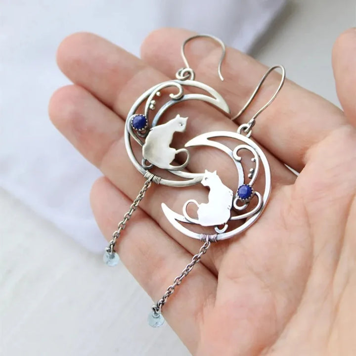 VIP | Moonlight Cat Earrings – Vintage Crescent Design with Lapis Lazuli Gemstone