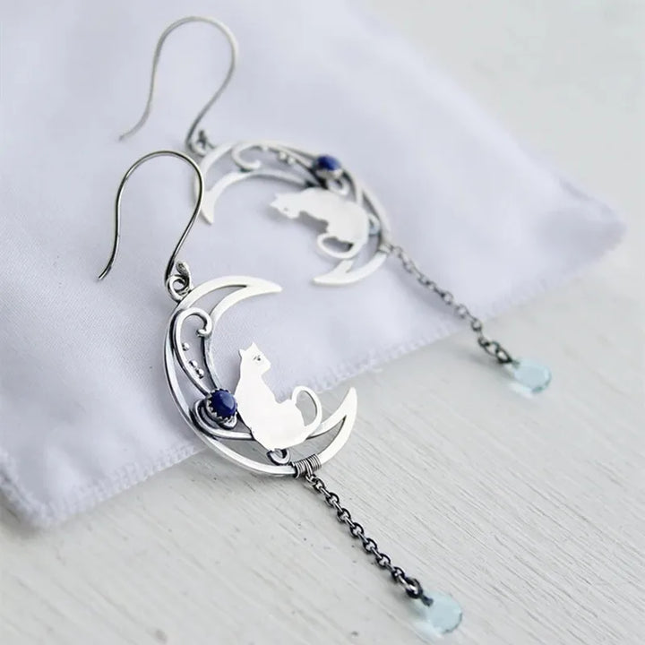 VIP | Moonlight Cat Earrings – Vintage Crescent Design with Lapis Lazuli Gemstone