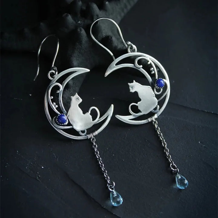 VIP | Moonlight Cat Earrings – Vintage Crescent Design with Lapis Lazuli Gemstone