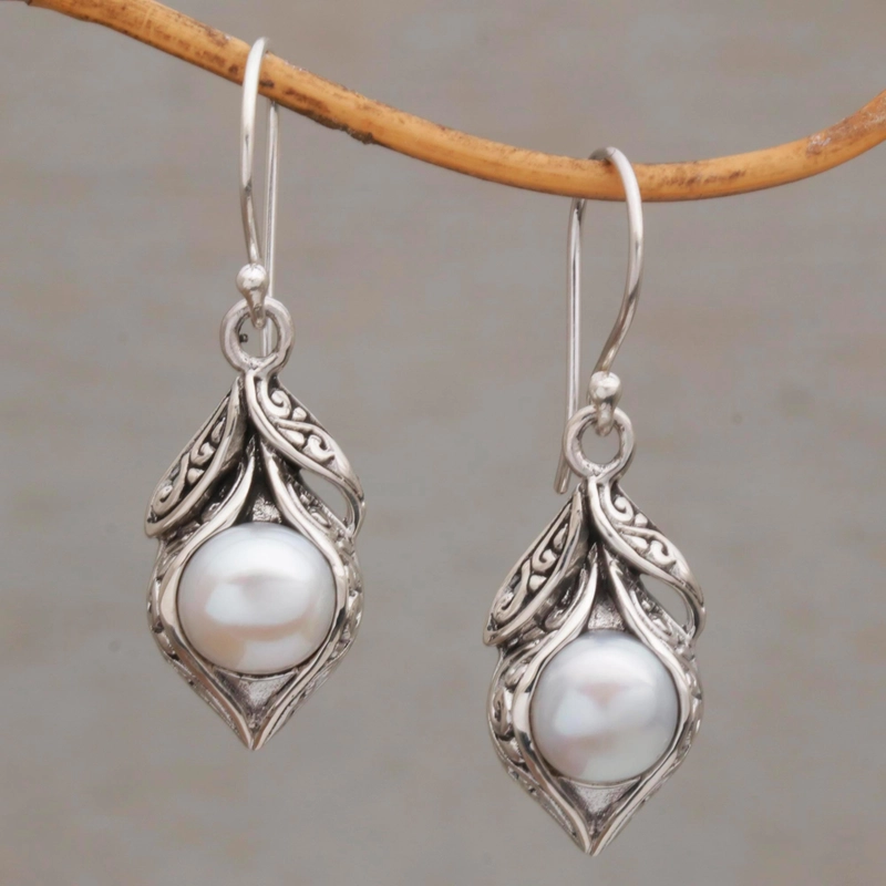 VIP | Vintage Dangling Pearl Silver Earrings